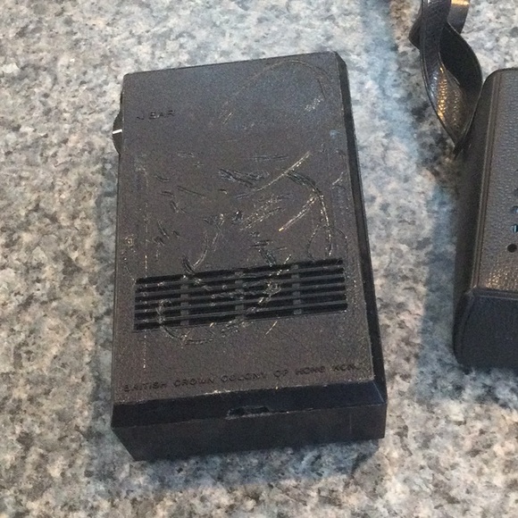 Vintage Falcon solid state 14 transistor pocket radio. 1960-70’s. Works. - Picture 5 of 8